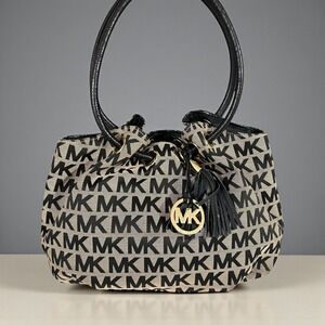 Michael Kors Monogram Drawstring Bucket‎ Bag Gray Black Leather Trim Gold Charm